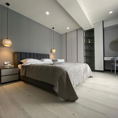 Minimalist Style Apartment With Best Location Chişinău Esterno foto